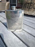 Verzilverd heup drink fles, Ophalen