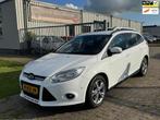 Ford Focus 1.0 Titanium PDC|STOELVW|PARKEERASS|AIRCO|, Auto's, Euro 5, Gebruikt, Zwart, Elektrische ramen