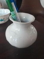 Seltmann Weiden Bavaria klein wit vintage vaasje, Wit, Aardewerk of Porselein, Ophalen of Verzenden, Zo goed als nieuw