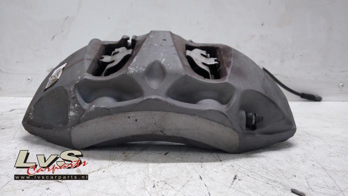 Remklauw (Tang) rechts-voor van een Audi E-Tron, Auto-onderdelen, Remmen en Aandrijving, Audi, Gebruikt, 3 maanden garantie, Ophalen of Verzenden