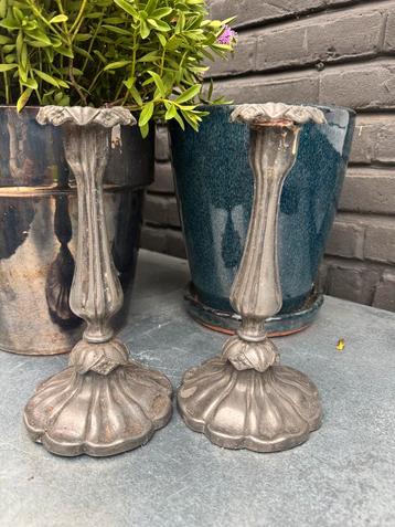 2 antieke brocante kaarsen kandelaars kaarsenstandaard  chcs beschikbaar voor biedingen