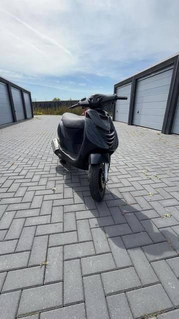Zip 125 lc brom / te ruil beschikbaar voor biedingen