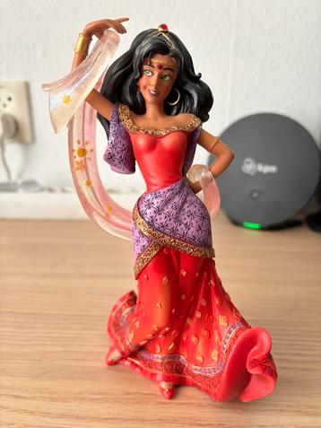 Disney Showcase Esmeralda 4055790 beschikbaar voor biedingen