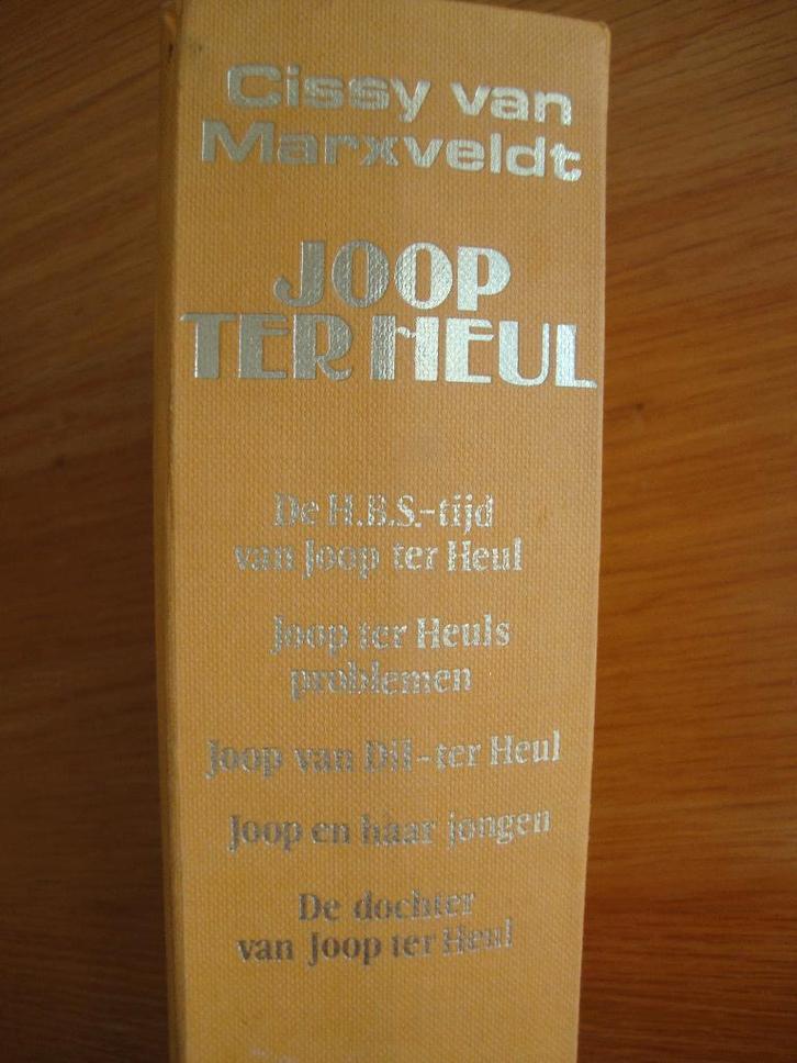 Omnibus Joop ter Heul-Cissy van Marxveldt, Boeken, Kinderboeken | Jeugd | 13 jaar en ouder, Zo goed als nieuw, Fictie, Ophalen