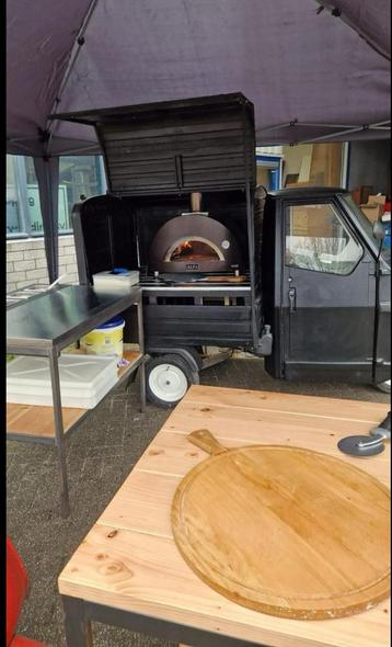 Piaggo Ape 50 zwarte pizza foodtruck nu 5000 euro met  oven beschikbaar voor biedingen