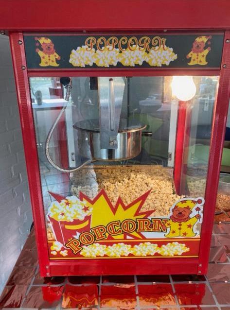TE HUUR Popcorn machine Regio Rotterdam, Hobby en Vrije tijd, Feestartikelen | Verhuur, Zo goed als nieuw, Overige, Ophalen