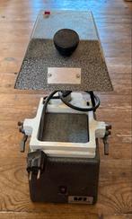 Dieptrekapparaat (Vacuümvormmachine) Ultradent, Ophalen