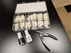Kunst tips nagel incl. Tang en 2 flesjes tiplijm, Gebruikt, Overige kleuren, Ophalen of Verzenden, Handen en Nagels