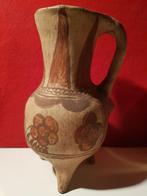 antieke terracotta aardewerk tripod vaas schenkkan, Ophalen of Verzenden