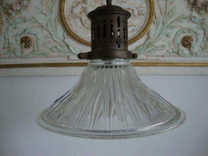 Oude holophane Hanglamp nr. 1, Huis en Inrichting, Lampen | Hanglampen, Gebruikt, 50 tot 75 cm, Verzenden