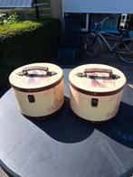 Twee vintage decoratieve hoedendozen, Ophalen, Zo goed als nieuw