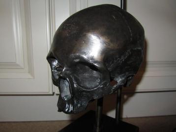 Set Eichholtz Extruder lamp van schedel doodskop beschikbaar voor biedingen