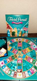 Trivial Pursuit Familie Editie - Nieuwstaat!, Hobby en Vrije tijd, Gezelschapsspellen | Bordspellen, Vijf spelers of meer, Ophalen of Verzenden