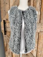 Fluffy Gilet - Heerlijk Warm!, Kleding | Dames, Bodywarmers, Ophalen of Verzenden, Zo goed als nieuw, Maat 38/40 (M), Grijs