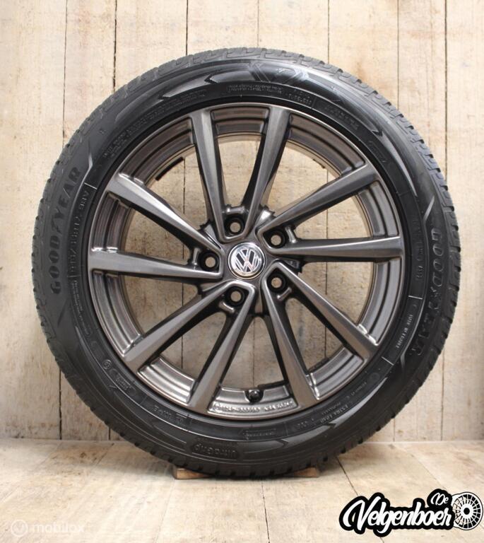 Volkswagen T-Roc / Passat velgen + Winterbanden 17”, Auto-onderdelen, Banden en Velgen, Banden en Velgen, Winterbanden, 17 inch