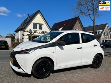 Toyota Aygo 1.0 VVT-i x-now 95.000 km NL-NAP APK T/M 7-2026! beschikbaar voor biedingen