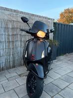 Vespa sprint, Ophalen, Zo goed als nieuw, Benzine