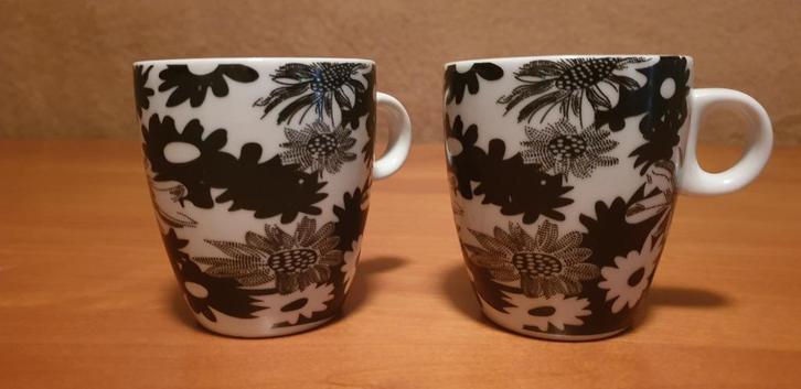 Leuke mokken zwart/wit (2 stuks) nieuw, Huis en Inrichting, Keuken | Servies, Nieuw, Kop(pen) en/of Schotel(s), Overige stijlen