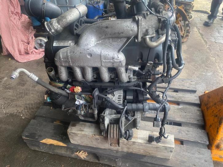 Transporter t5 motor  2.5 tdi bnz, Auto-onderdelen, Motor en Toebehoren, Volkswagen, Gebruikt, Ophalen of Verzenden