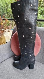 Hoge laarzen met diamanten en studs, Nikkie maat 37, Hoge laarzen, Zwart, Nieuw, Ophalen of Verzenden