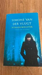 Simone van der Vlugt - Schaduwzuster, Simone van der Vlugt, Ophalen of Verzenden, Zo goed als nieuw, Nederland