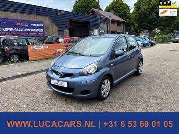Toyota Aygo 1.0-12V Comfort AIRCO + NIEUWE APK! beschikbaar voor biedingen