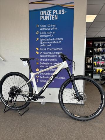 ~Hoge korting~ nieuwe Ghost Lector SF maat L carbon beschikbaar voor biedingen