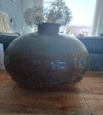 Mooie grote metalen vaas oude look, Ophalen, Overige materialen, Overige kleuren, Zo goed als nieuw