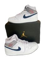 Nike Air Jordan 1 Mid Paris - Maat 42 - 100% Origineel, Ophalen of Verzenden, Wit, Zo goed als nieuw, Sneakers of Gympen