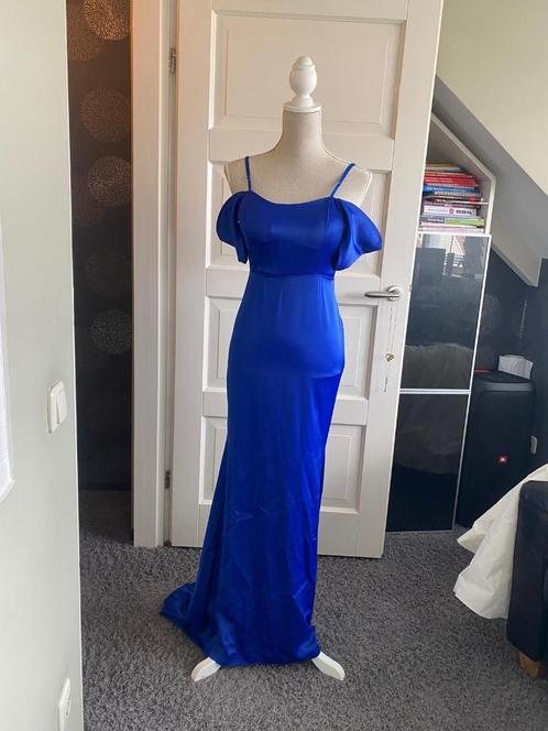 Prachtige blauwe galajurk, Kleding | Dames, Gelegenheidskleding, Zo goed als nieuw, Galajurk, Maat 36 (S), Blauw, Ophalen of Verzenden