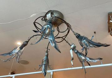 Kroonluchter, hanglamp, kelken, Queens Gallery, Rob Leben. beschikbaar voor biedingen