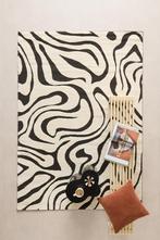 Nous living vloerkleed zwart wit, Huis en Inrichting, Stoffering | Behang, Ophalen, Minder dan 10 m², Zwart