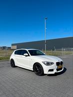 BMW 1-Serie 116I M-Pakket, Auto's, BMW, 1-Serie, 65 €/maand, Zwart, 4 cilinders