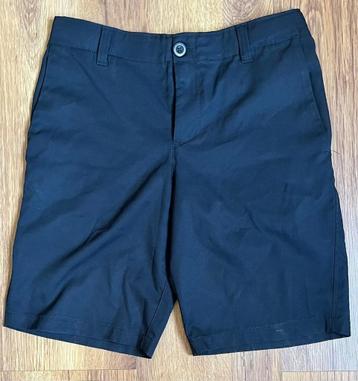 Under Armour korte junior golfbroek zwart maat 12 beschikbaar voor biedingen