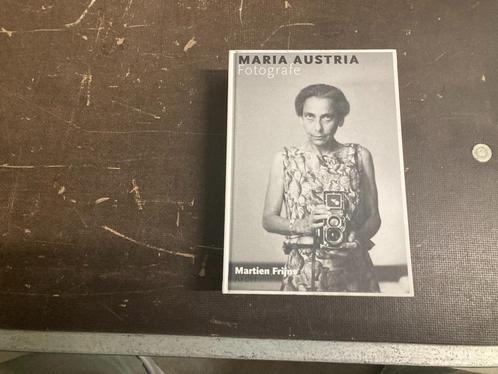 Maria Austria fotograaf fotojournalist Leica, Boeken, Kunst en Cultuur | Fotografie en Design, Zo goed als nieuw, Fotografen, Ophalen