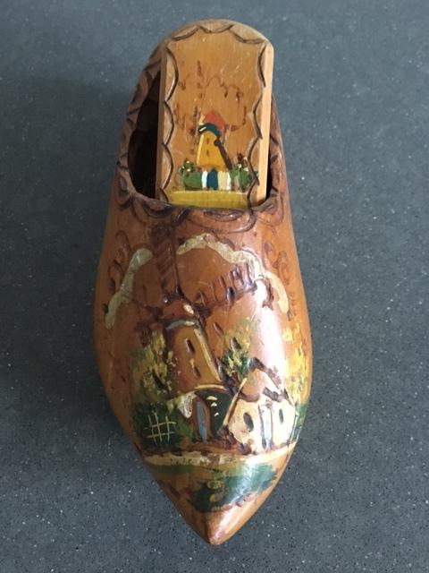 Antiek beschilderd klompje met borstel (molentjes), Ophalen of Verzenden