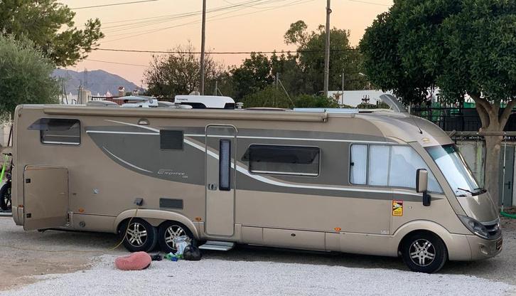 Bürstner Elegance i810 Luxe,ruimte,comfort 8 slaapplaatsen!!, Caravans en Kamperen, Campers, Particulier, meer dan 6, Integraal