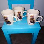 Mokken met honden afbeelding in relief Dake & Zn 6 stuks, Ophalen, Zo goed als nieuw, Overige stijlen, Kop(pen) en/of Schotel(s)