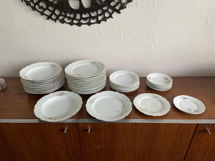 Antiek servies JHR Hutschenreuther, Antiek en Kunst, Antiek | Servies compleet, Ophalen