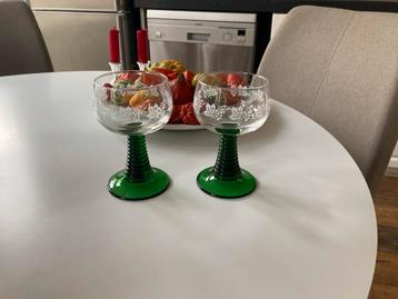 Luminarc Vintage wijnglazen met groene voet (set van 4) beschikbaar voor biedingen