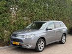Mitsubishi Outlander 2.0 PHEV Instyle Camera Trekhaak, USB, Zwart, 4 cilinders, Vierwielaandrijving