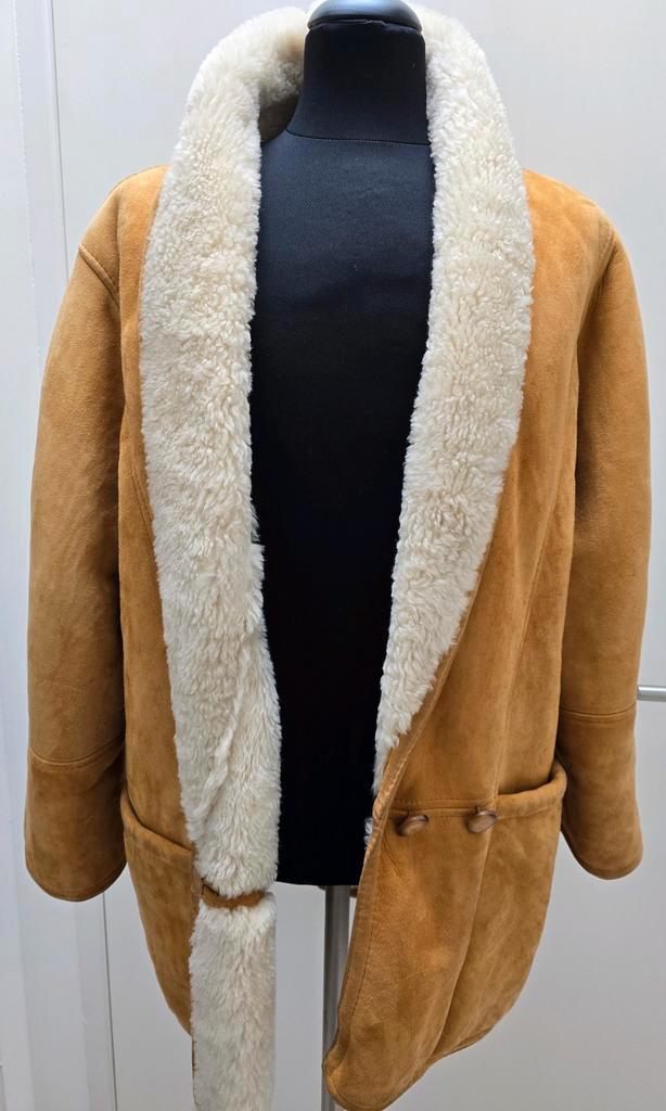 Shearling lammy coat echt lamsleer en lamsvacht soepel mt. L, Kleding | Dames, Jassen | Winter, Zo goed als nieuw, Maat 42/44 (L)