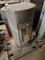 Nette houtkachel met een achteraansluitling, Ophalen of Verzenden, Zo goed als nieuw, Hout, Houtkachel