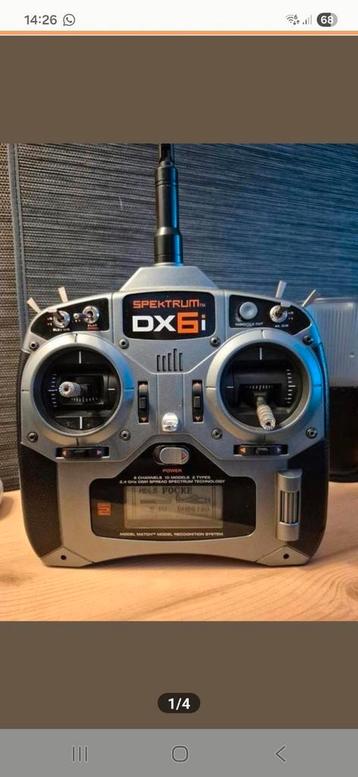 Spektrum dx6i zender met 10 satelliet ontvangers inbegrepen  beschikbaar voor biedingen