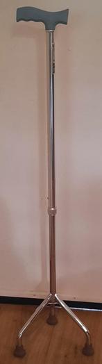 Wandelstok 3 poot merk; Canne Tripode Classic ( z.g.a.n. ), Ophalen of Verzenden, Verstelbaar, Zo goed als nieuw