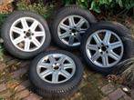 Vredestein all season banden 205/55 R16 op Volvo velgen, Auto-onderdelen, Banden en Velgen, Ophalen, 16 inch, Banden en Velgen