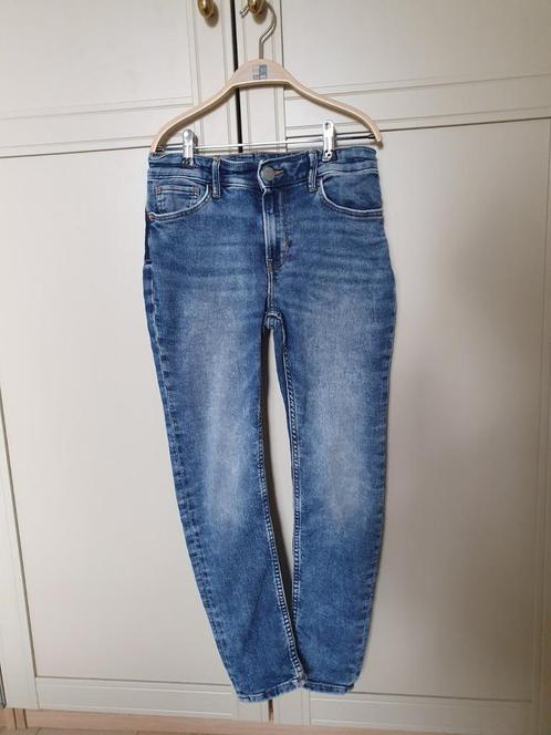 H&M spijkerbroek skinny fit blauw maat 146, Kinderen en Baby's, Kinderkleding | Maat 146, Zo goed als nieuw, Jongen, Broek, Ophalen of Verzenden