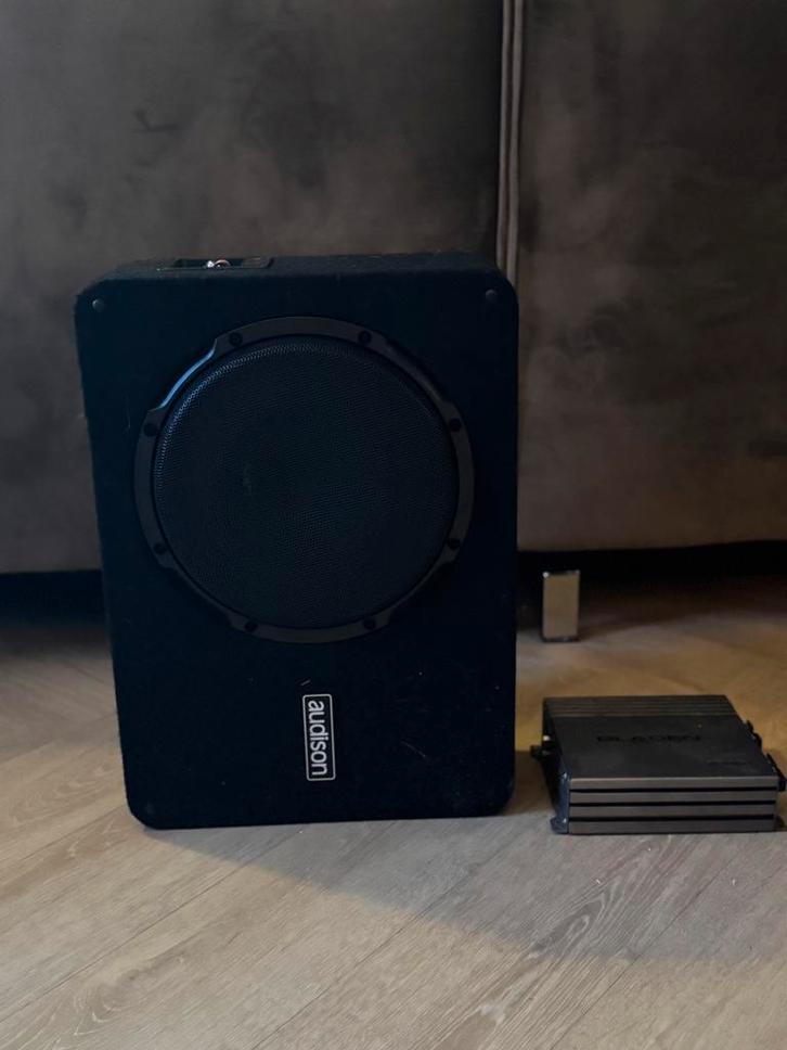 Audison prima APBX 10 DS subwoofer GLADEN RC600c1 versterker, Auto diversen, Autospeakers, Zo goed als nieuw, Ophalen of Verzenden