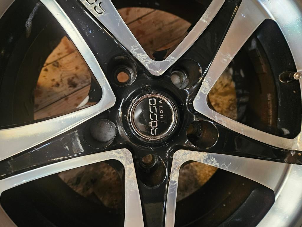 Mooie set sportvelgen met banden Rosso ruote, Auto diversen, Ophalen, Gebruikt