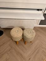 Poef met 3 houten pootjes, Ophalen of Verzenden, Zo goed als nieuw, Hout